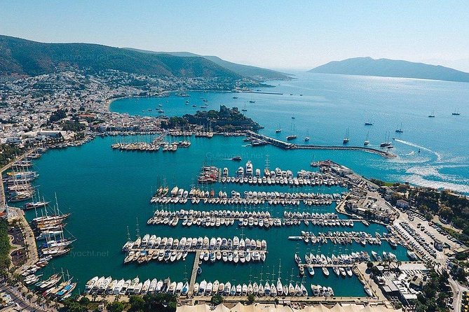 Bodrum Private city Tour: Guide Lunch Entrance Fees included. - Bodrum Castle and the Underwater Archaeology Museum: Short Visit, Big Payoff