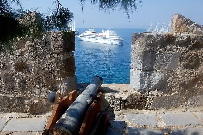 Bodrum Private city Tour: Guide Lunch Entrance Fees included. - Mausoleum of Halicarnassus Stop: Quick Context for a Famous Name