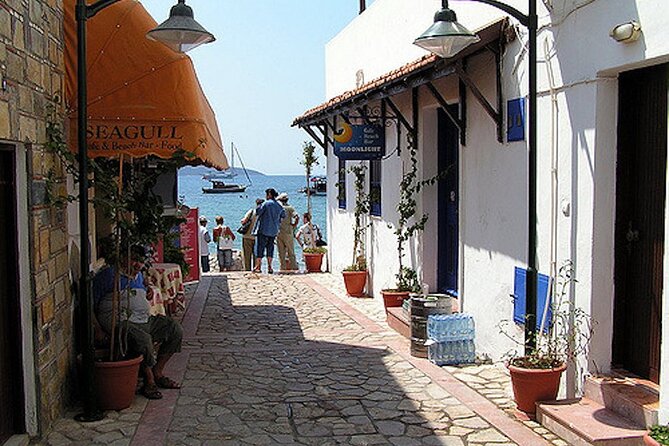 Bodrum Private Walking Tour with a Local - Practical logistics: how to make the meeting work