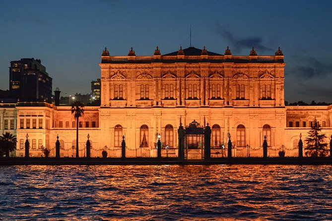 Bosphorus Dinner Cruise & Entertaintment & Private Table & Wi-Fi - The Bosphorus at night, and why this cruise feels worth it