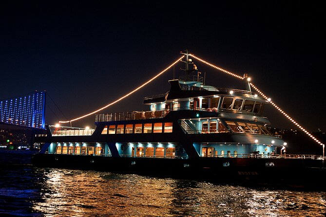 Bosphorus Dinner Cruise & Entertaintment & Private Table & Wi-Fi - Entertainment, dancing, and sound level you should plan for