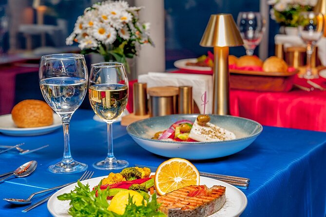 Bosphorus Dinner Cruise & Show with Private Table - Practical tips for a comfortable Bosphorus night