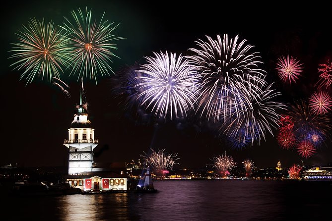 Bosphorus Dinner Cruise with Folk Dance and Live Performances - The cruise route at night, from Kabataş to Maiden’s Tower