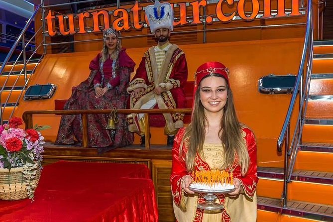 Bosphorus Dinner Cruise with Turkish Music and Live Performances - Seating, crowds, and the real question: can you still have fun?