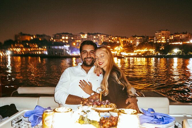 Bosphorus Dinner / Lunch Cruise - Private and Customizable - Should you book the Bosphorus dinner or lunch cruise?