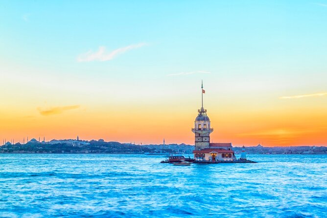 Bosphorus Evening Cruise: Dinner, Live Shows & Private Table - Night sightseeing stops: Dolmabahçe, Ortaköy, the bridge, Rumeli Fortress, and Beylerbeyi Palace