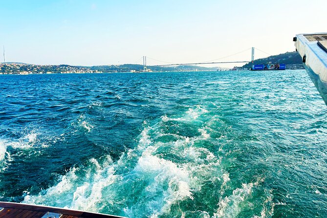 Bosphorus & Golden Horn: Sunset Yacht Cruise with Expert Guide - Fortresses on both sides: Rumeli Fortress, Anatolian Fortress, and the power story