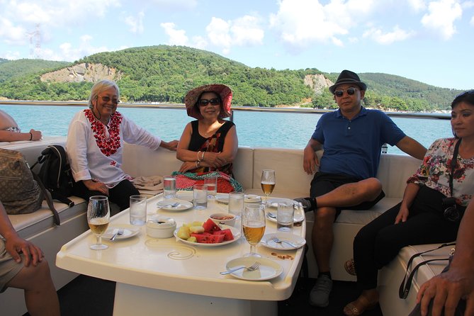 Bosphorus Luxury Lunch Cruise & Black Sea Swimming Experience - Black Sea swimming: what changes with the season
