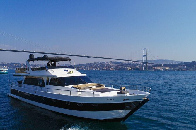 Bosphorus Night Cruise on the Luxury Yacht - Bebek: the calmer Bosphorus face of Istanbul