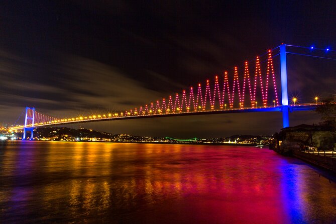 Bosphorus Night Cruise with Dinner, Show and Hotel Transfer - Seats, Crowds, and Making Sure You Can See