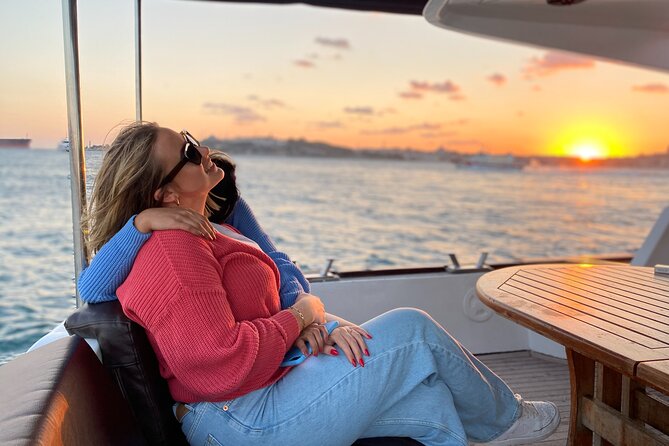 Bosphorus Sunset or Daytime Yacht Cruise with Snacks & Live Guide - Dolmabahçe Palace From the Water, Why It Feels Like a Movie Scene
