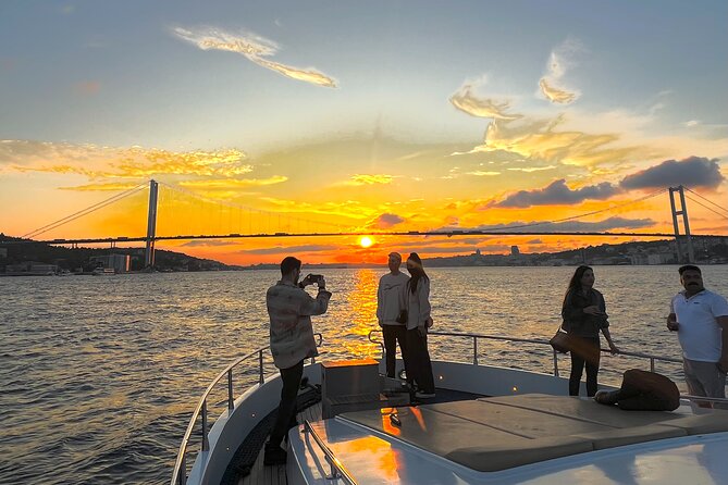 Bosphorus Sunset Yacht Cruise with Snacks and Live Guide - What’s actually included: snacks, baklava cookies, lemonade, and tea coffee