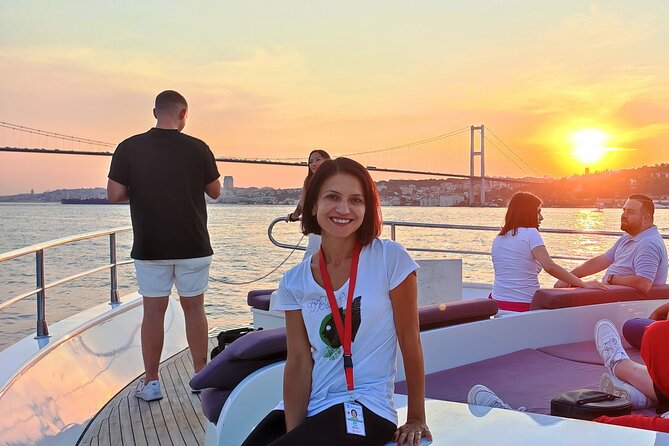 Bosphorus Sunset Yacht Experience: Istanbul’s Best - Golden Horn and Galata Connections: When the Cruise Gets Extra Interesting