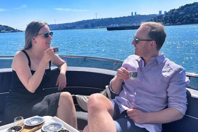 Bosphorus Yacht Cruise Experience: Visit the Asian Side - Hotel pickup, meeting point, and the flow of the tour day