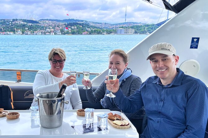Bosphorus Yacht Cruise with Stopover on the Asian Side - (Morning or Afternoon) - Morning vs afternoon: when the timing actually changes the experience