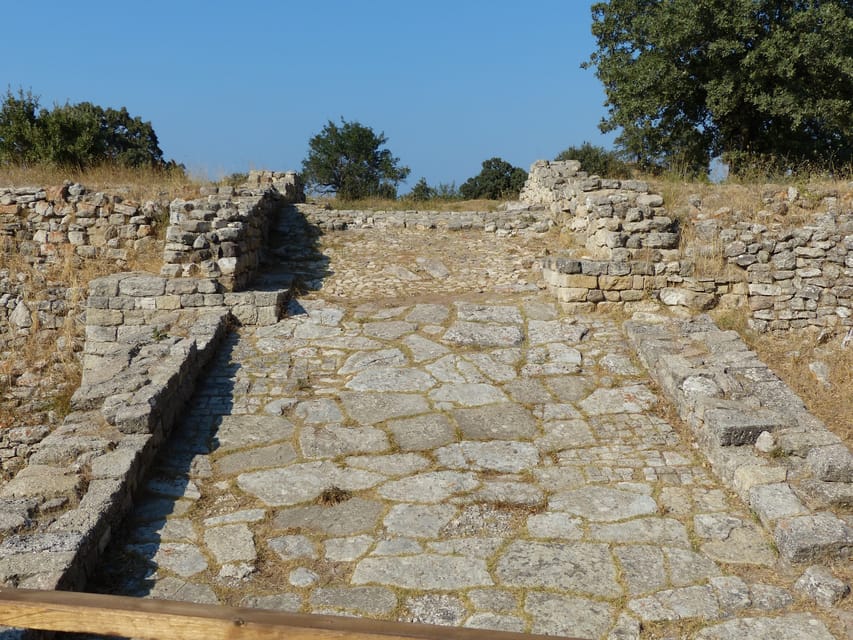 Canakkale: Full-Day Ancient Troy and Museum of Troy Tour - The UNESCO Troy Walk: Walls, Houses, and the Story in Layers