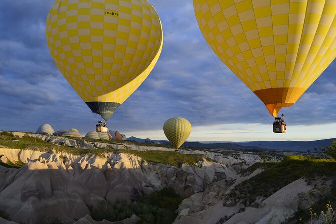 Cappadocia Balloon Ride with Breakfast, Champagne AT GOREME OVER - Getting Into the Basket: Comfort, Group Size, and Practical Limits