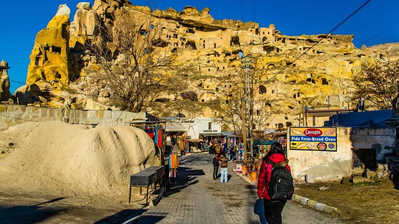 Cappadocia: Best of Red and Green Small Group Guided Tour - Underground City in Özkonak, What You’ll See and How It Impacts Comfort
