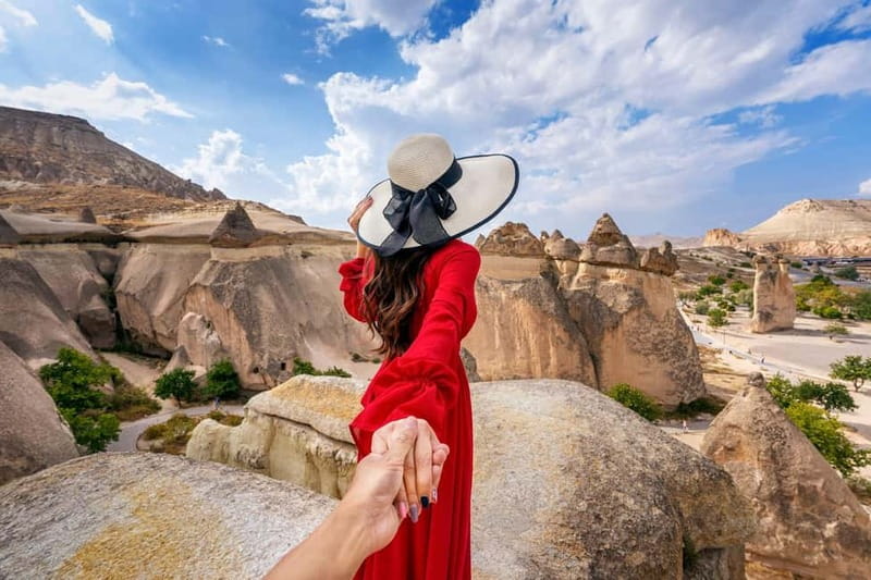 Cappadocia: Best of Red and Green Small Group Guided Tour - Picking Up, Settling In, and Getting Oriented