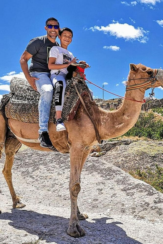 Cappadocia: Camel Safari - Meskenler Valley riding: the Red and Rose Valley viewpoint moment