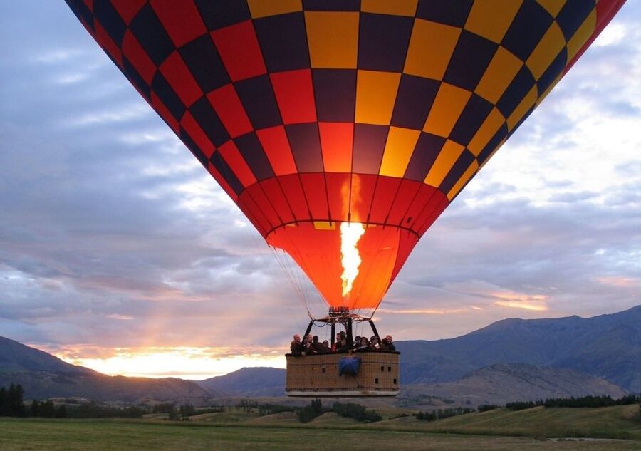 Cappadocia: Cat/Ihlara Valley Sunrise Hot Air Balloon Ride - Landing celebration: champagne toast and your personalized certificate