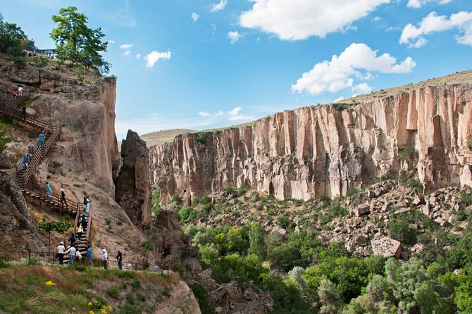 Cappadocia Daily Green Tour,(included,lunch,guide,entrance fees) - Lunch near the Melendiz River: nice setting, manage expectations