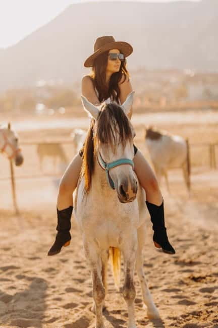 Cappadocia: Fascinating Horse Tour in Göreme Valleys - Why a short horse ride is the smart Cappadocia move