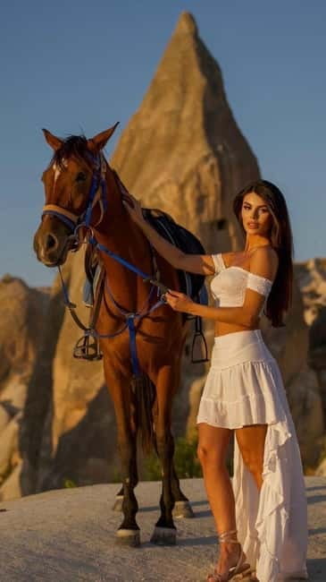 Cappadocia: Fascinating Horse Tour in Göreme Valleys - What the 1 to 2 hour ride feels like in the Göreme valleys