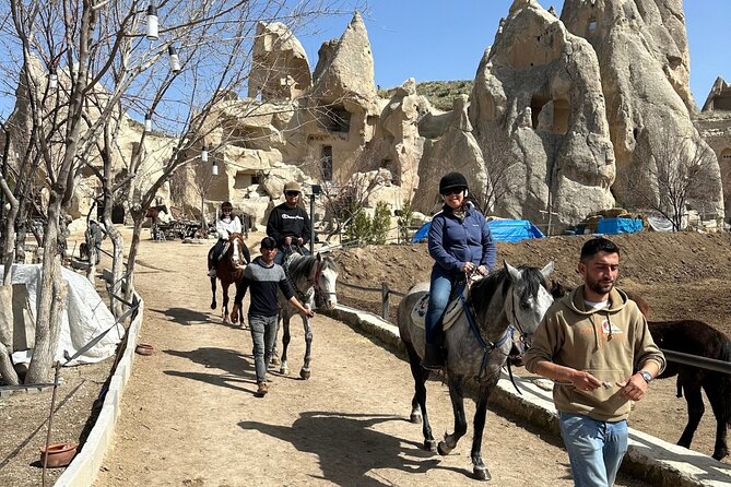 Cappadocia Full Day Private Tour: Best Seller Cappadocia Tour - Göreme Open Air Museum: cave churches and the Christian influence story