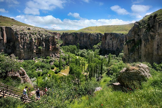 Cappadocia Green Tour - Stop 6: Pigeon Valley, climbing to the rock-cut pigeon houses
