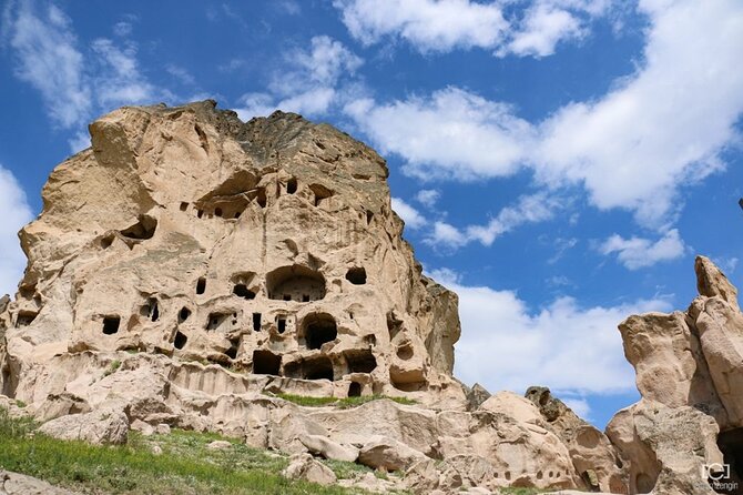 Cappadocia Green Tour (pro guide, transfer incl) - Guide style and group size: why caps at 15 feel different