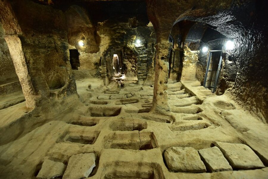 Cappadocia: Guided Full-Day Tour with Lunch and River Walk - Pigeon Valley photo break and the onyx factory finale
