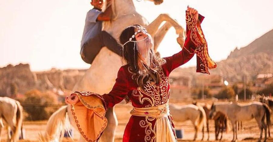 Cappadocia: Horseback Tour with Sunrise and Sunset Options - The valleys and landmarks you ride past (and why they matter)