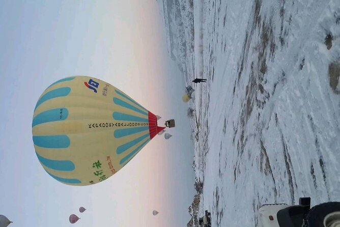 Cappadocia Hot Air Balloon Tour In Goreme - Basket time: comfort, crowding, and photo strategy