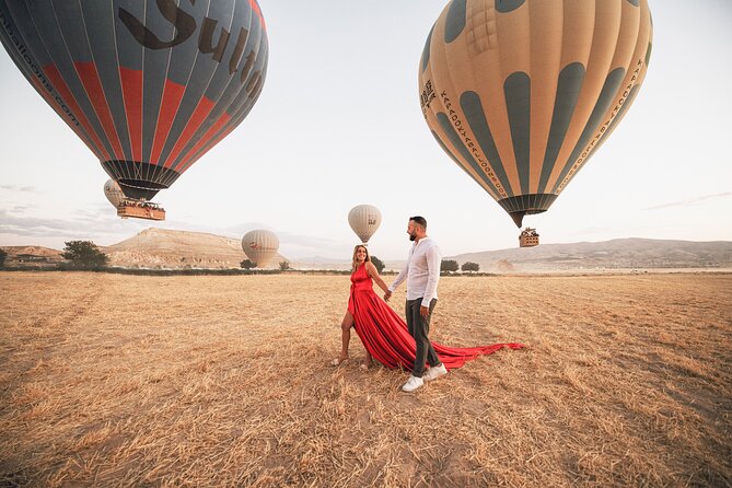 Cappadocia Private Flying Dress & Hot Air Balloon Photoshoot - Photos only versus Instagram reels: what you should choose
