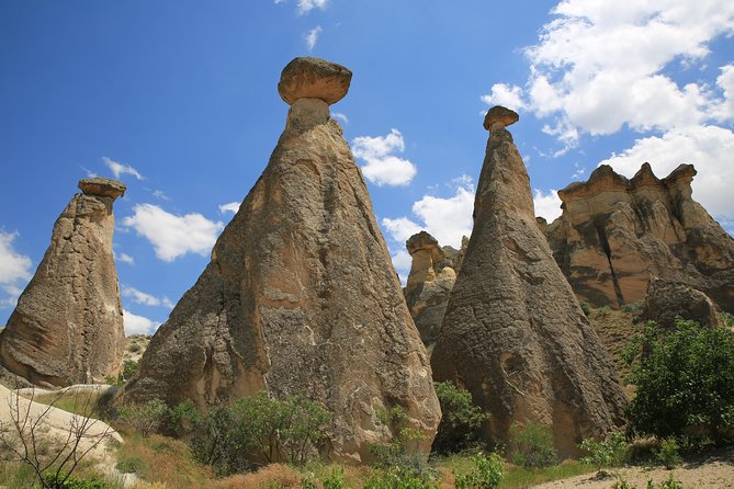 Cappadocia PRIVATE TOUR, All in One Day ,with guide( ENG-Portguse - Pigeon Valley, Ürgüp Chimneys, and the Panorama Pause