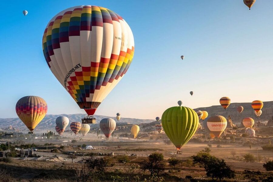 Cappadocia: Red Tour and Sunrise Balloon Tour - Guide Quality and the One-Day Challenge You Should Plan For