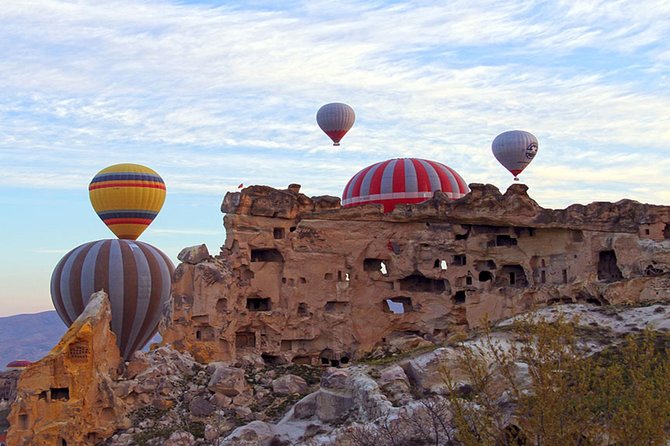 Cappadocia Red Tour (Pro Guide, Tickets, Lunch, Transfer incl) - Stop 4: Avanos buffet lunch plus an underground pottery workshop
