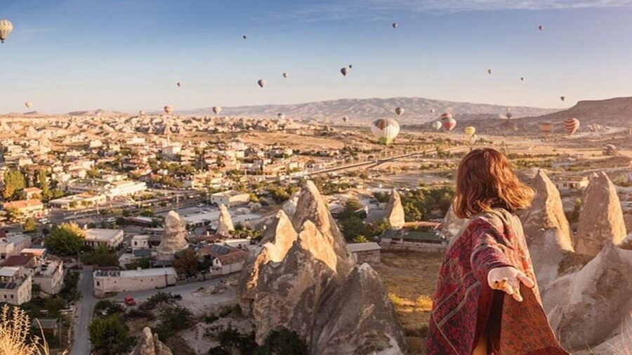 Cappadocia: Sunrise Balloon Watching Tour - Why watching balloons beats just guessing from town