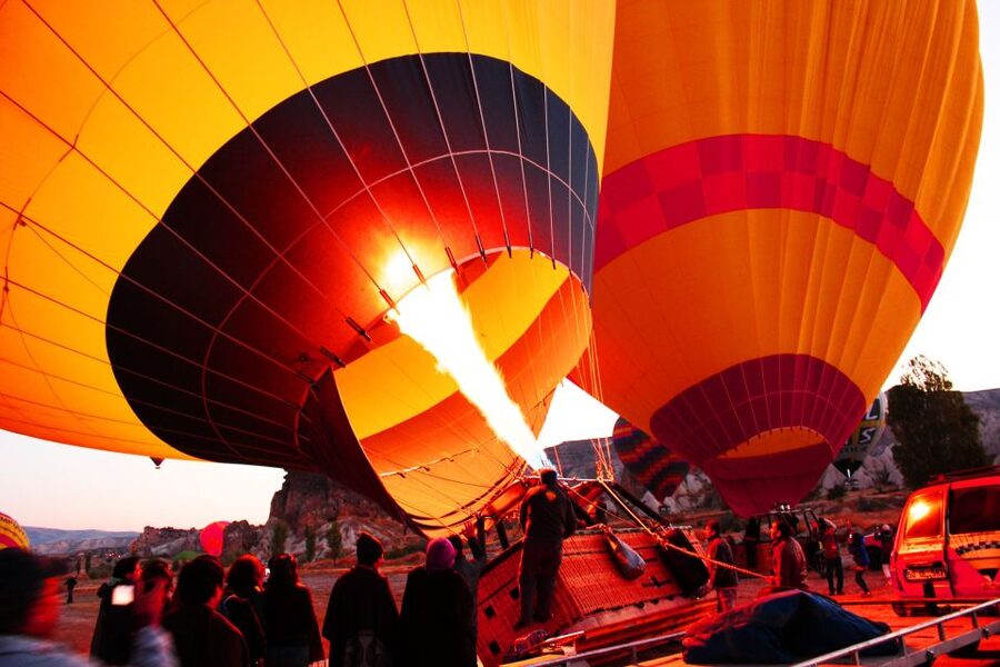 Cappadocia: Sunrise Hot Air Balloon Flight with Transfers - Price and Value: Is $532 Per Person Worth It?