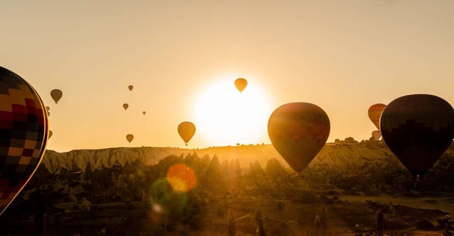 Cappadocia: Sunrise Hot Air Balloon Flight with Transfers - Göreme Before Takeoff: Safety Briefing and Watching the Balloon Come Alive