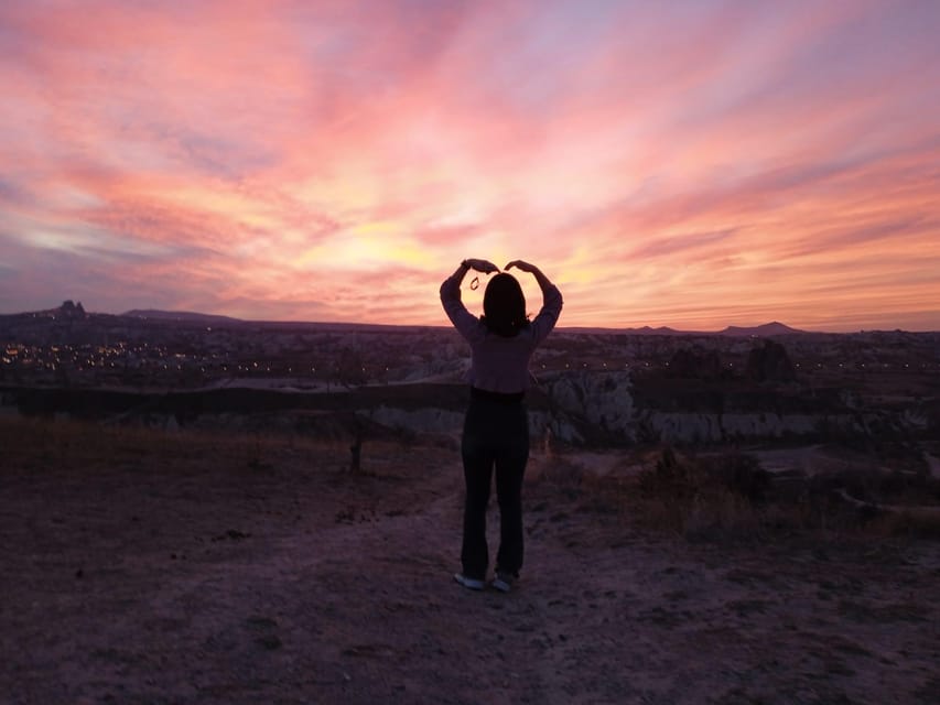 Cappadocia: Sunset Rose Valley Hiking Tour - Sunset at Rose Valley: how the guide helps you time the best colors