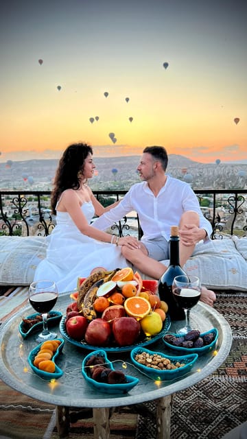 Cappadocia: Terrace Photo Spot With Balloon Flight View - Price and value: how $75 fits into Cappadocia photo reality
