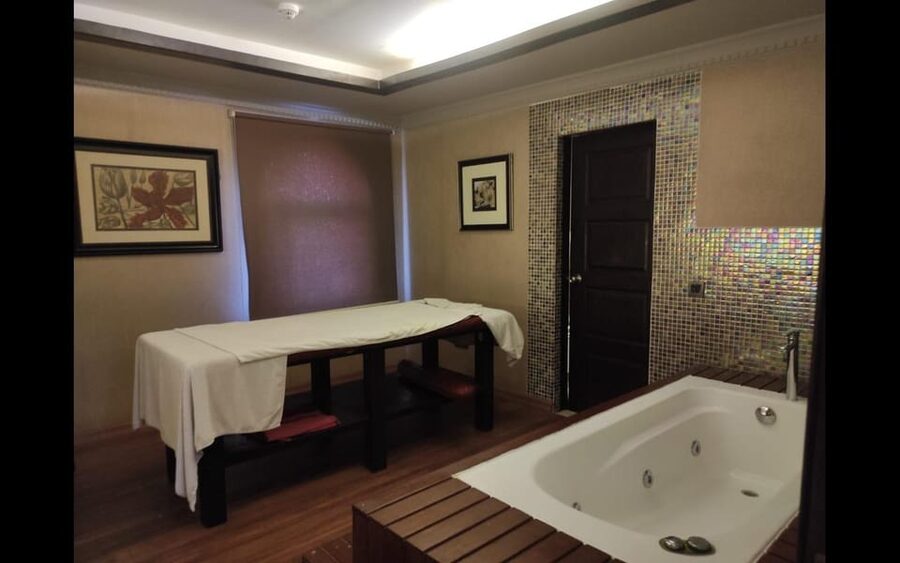 Cappadocia: Turkish Bath, Hammam, and Massage - Staff Care and English Support: Certified Massage Work in a Private Group