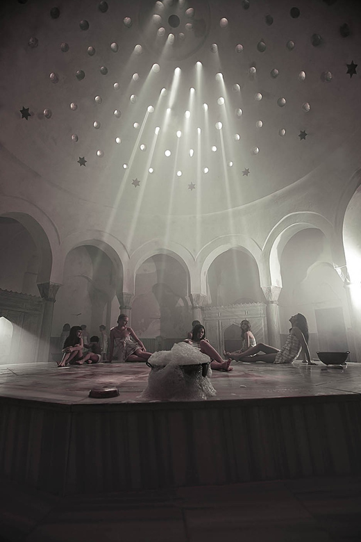 Çemberli Taş Traditional Turkish Bath - The Hot Marble Slab and Gobektasi Style Heat, Why It Feels Good