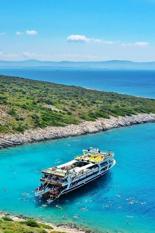 Cesme: Islands and Bays Boat Trip with BBQ Lunch - Aquarium Bay snorkeling: 1 hour of real clarity, not just a splash
