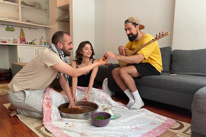 Çiğ Köfte Cooking Class/Night with Traditional Music At Home - What You Actually Eat: One Main Course, One Focused Night