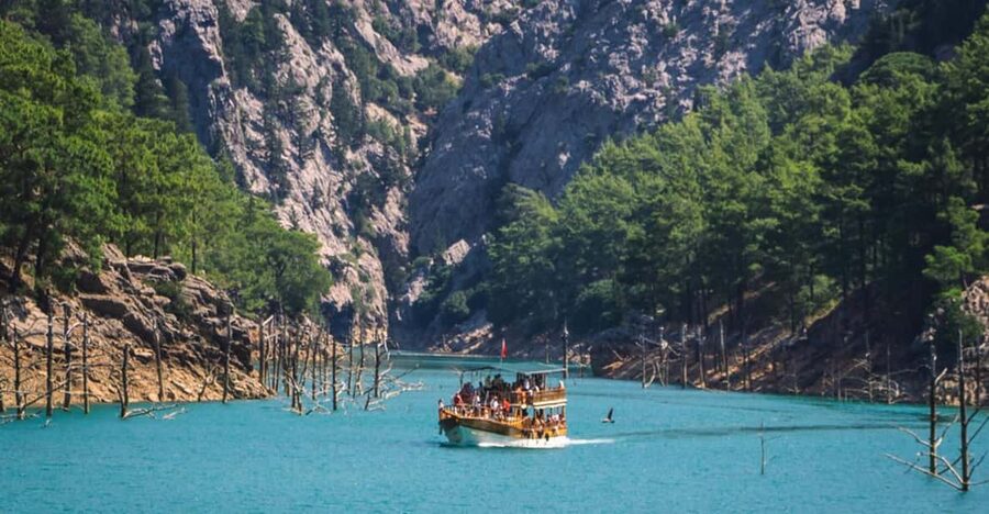 City of Side: Cabrio Bus & Green Lake Boat Tour with Lunch - Side to Manavgat in One 7-Hour Loop