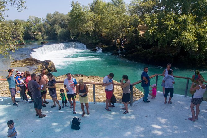 City of Side: Electric Catamaran Cruise & Lunch & Waterfall - Stop 1: Külliye Camii, a quick mosque moment that helps you orient the area