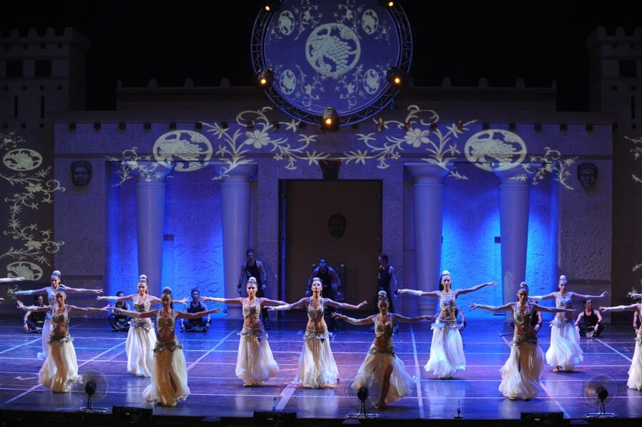 City of Side: Fire of Anatolia Dance Show Ticket & Transfer - The Fire of Anatolia Show at 9pm: What You Will Actually See